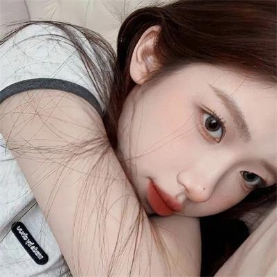 高岭之花爆雷后，大小姐在线排雷